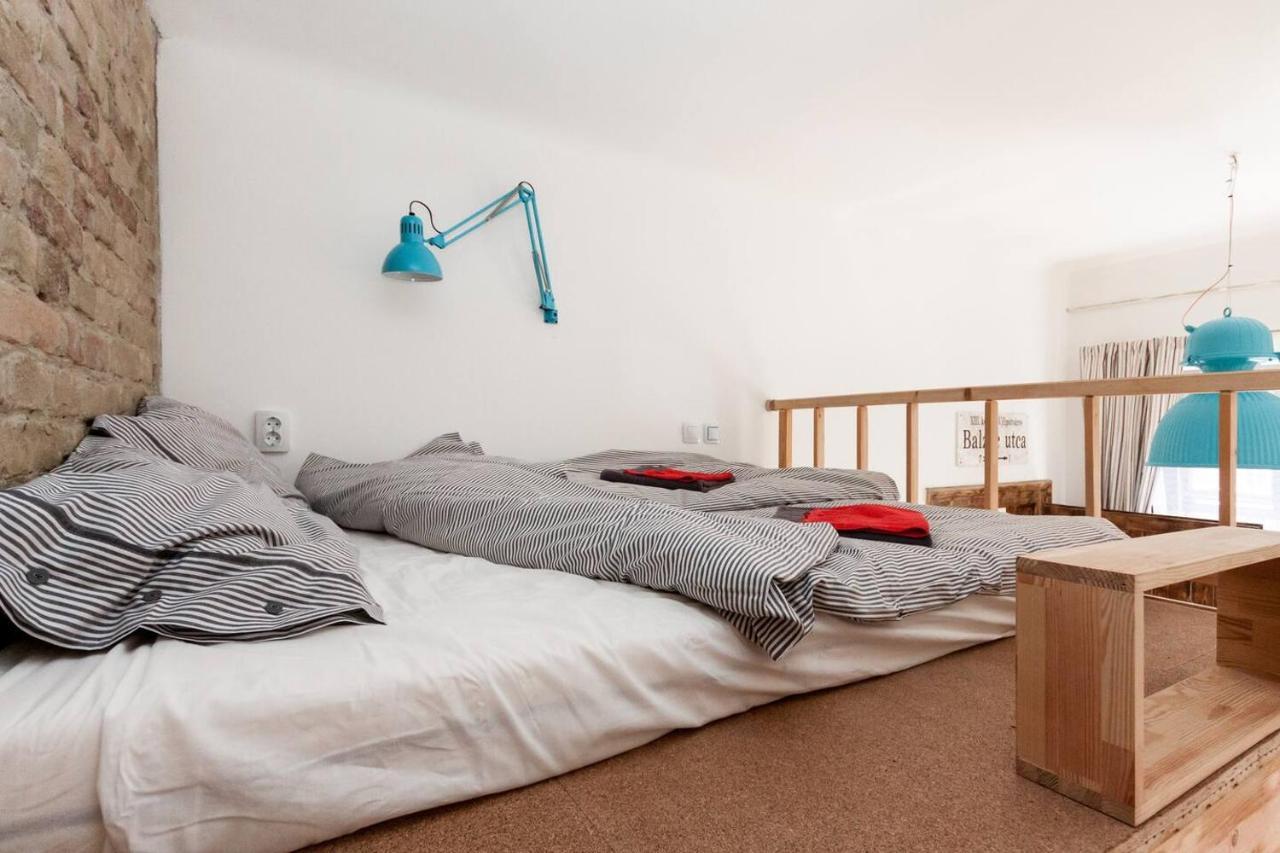 Little Whistle In The Heart Of Jewish District With Ac Appartement Boedapest Buitenkant foto